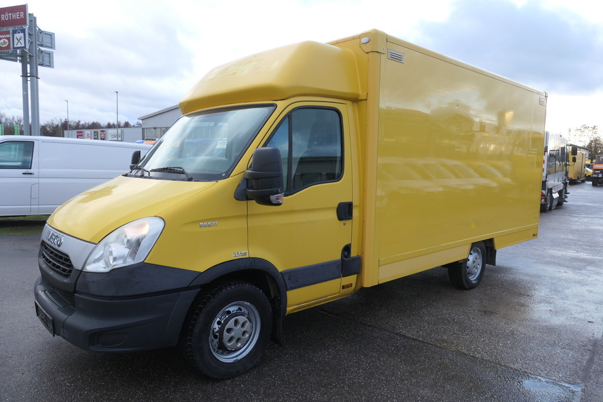IVECO Daily 35 S11 C30C AUTOMATIK KAMERA Regale LUFT D - Van box: gambar 2 IVECO Daily 35 S11 C30C AUTOMATIK KAMERA Regale LUFT D - Van box: gambar 2