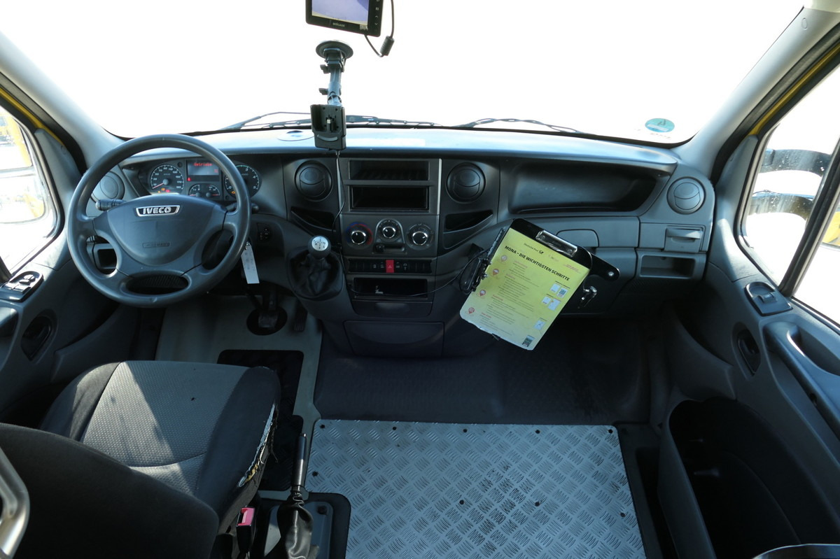 Van box IVECO Daily 35 S11 C30C AUTOMATIK KAMERA Regale LUFT D: gambar 8