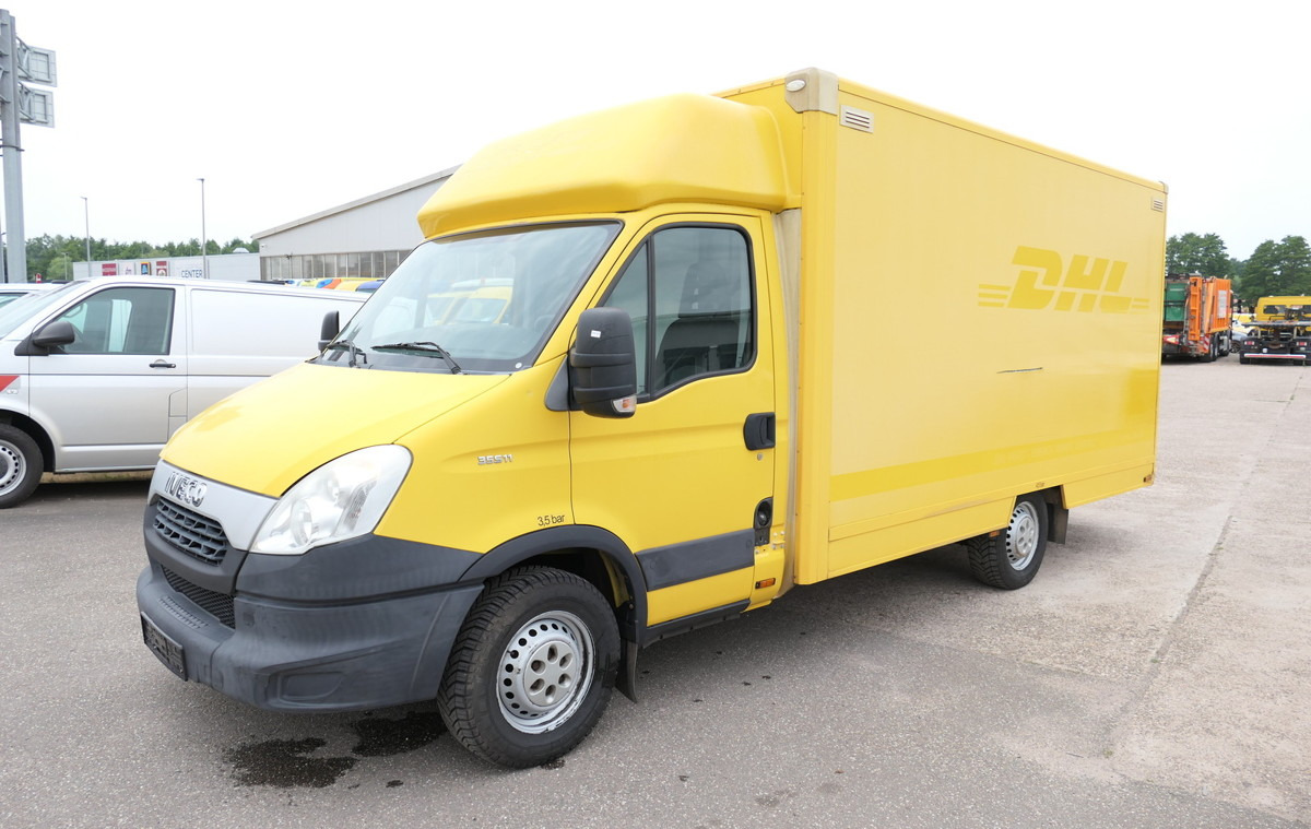 IVECO Daily 35 S11 C30C AUTOMATIK KAMERA Regale LUFT D - Van box: gambar 2 IVECO Daily 35 S11 C30C AUTOMATIK KAMERA Regale LUFT D - Van box: gambar 2