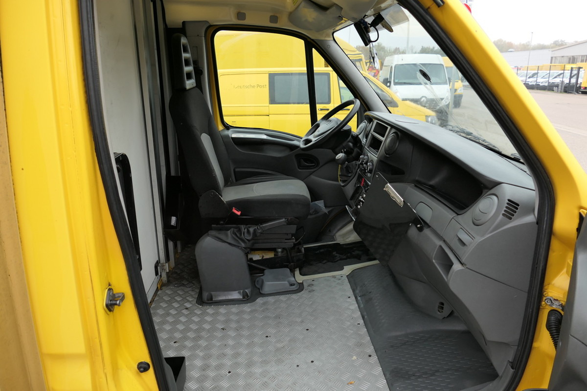 IVECO Daily 35 S11 C30C AUTOMATIK KAMERA Regale LUFT D - Van box: gambar 5 IVECO Daily 35 S11 C30C AUTOMATIK KAMERA Regale LUFT D - Van box: gambar 5