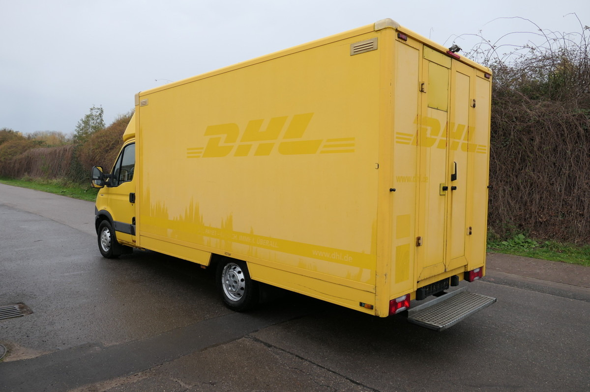 IVECO Daily 35 S11 C30C AUTOMATIK KAMERA Regale LUFT D - Van box: gambar 4 IVECO Daily 35 S11 C30C AUTOMATIK KAMERA Regale LUFT D - Van box: gambar 4