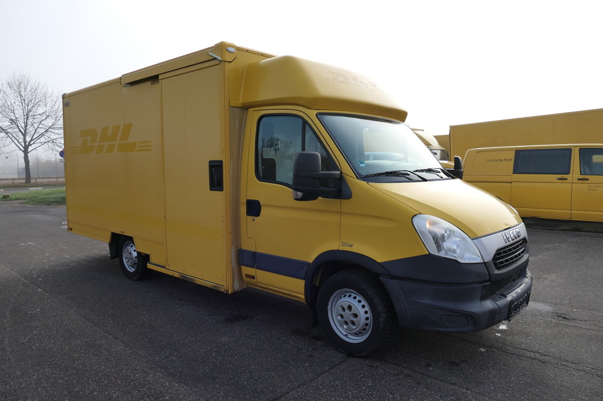 IVECO Daily 35 S11 C30C AUTOMATIK KAMERA Regale LUFT D - Van box: gambar 2 IVECO Daily 35 S11 C30C AUTOMATIK KAMERA Regale LUFT D - Van box: gambar 2