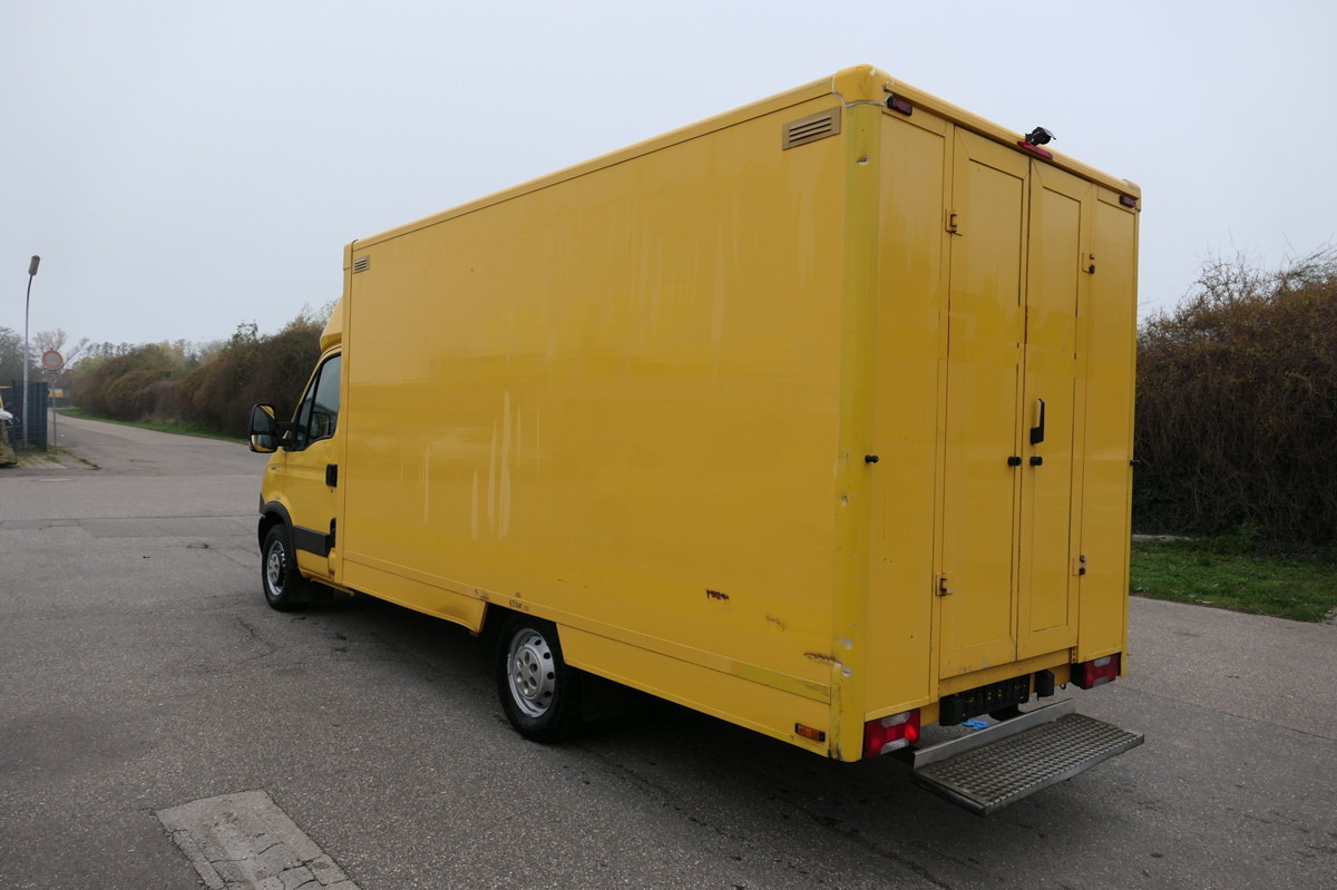 IVECO Daily 35 S11 C30C AUTOMATIK KAMERA Regale LUFT D - Van box: gambar 4 IVECO Daily 35 S11 C30C AUTOMATIK KAMERA Regale LUFT D - Van box: gambar 4