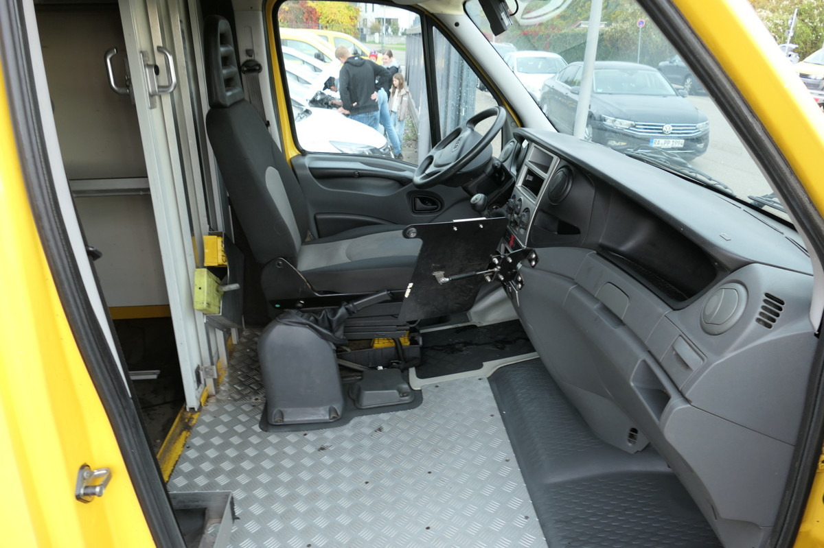 IVECO Daily 35 S11 C30C AUTOMATIK KAMERA Regale LUFT - Van box: gambar 5 IVECO Daily 35 S11 C30C AUTOMATIK KAMERA Regale LUFT - Van box: gambar 5