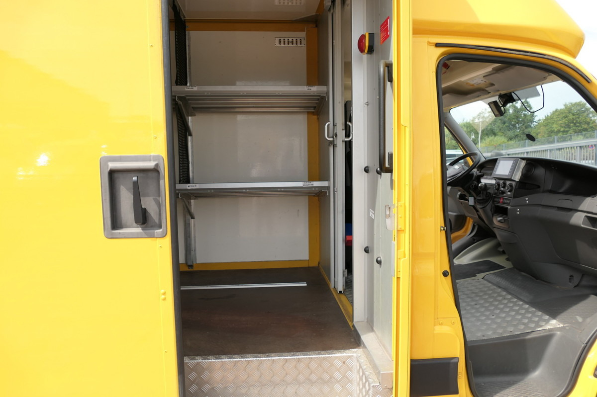 Interior photo 1: Leasing IVECO Daily 35 S11 C30C ELEKTRO COC Umbau 08/2021 Firm IVECO Daily 35 S11 C30C ELEKTRO COC Umbau 08/2021 Firm