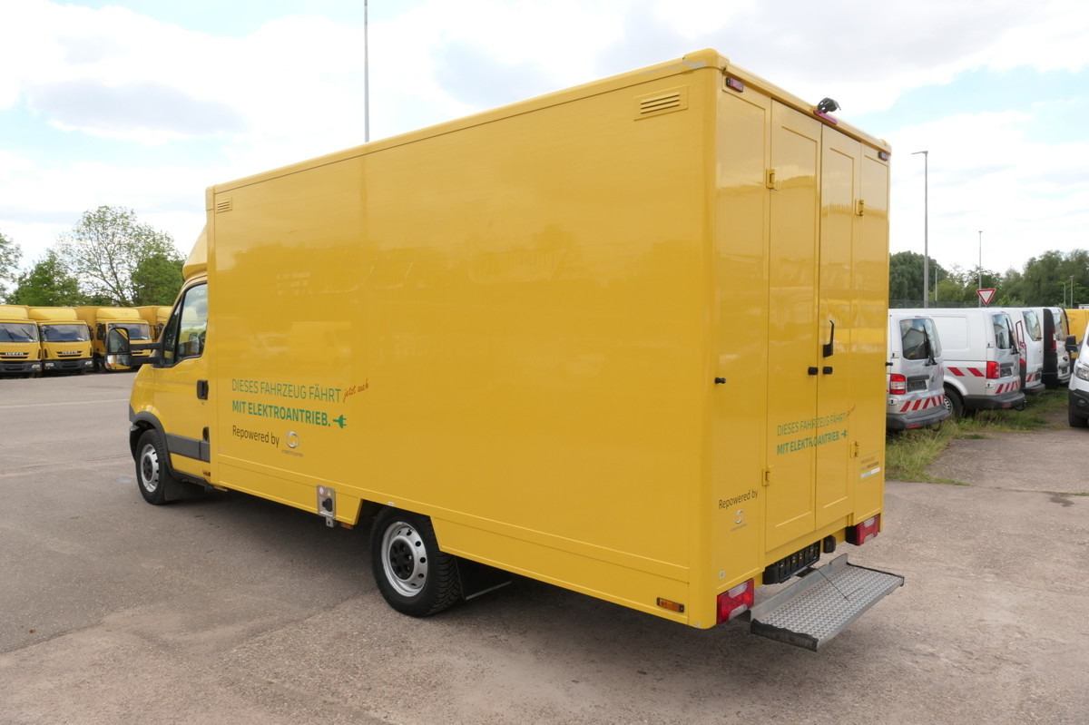 IVECO Daily 35 S11 C30C ELEKTRO COC Umbau Firma Orten - Van box, Van listrik: gambar 4 IVECO Daily 35 S11 C30C ELEKTRO COC Umbau Firma Orten - Van box, Van listrik: gambar 4