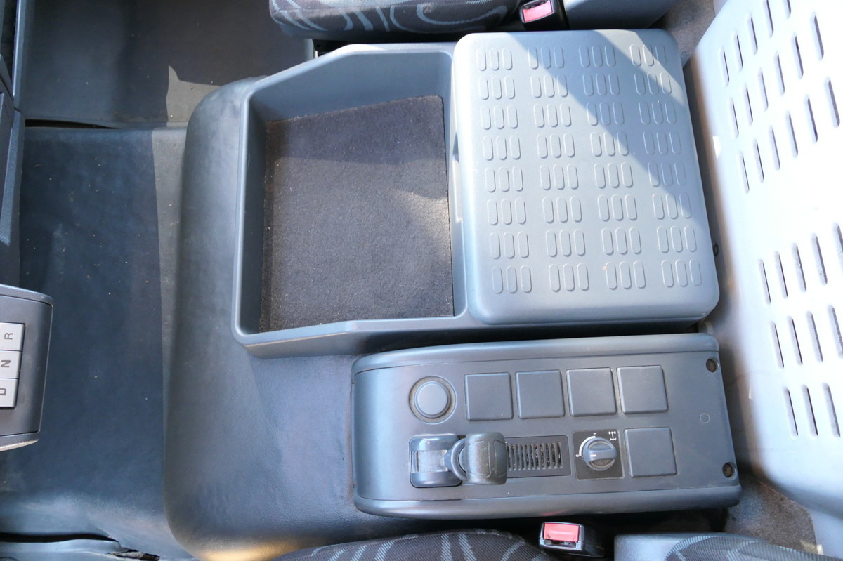 Truk box IVECO EuroCargo ML 75 E 16 P LBW LUFT AUTOMATIK EURO-5: gambar 8