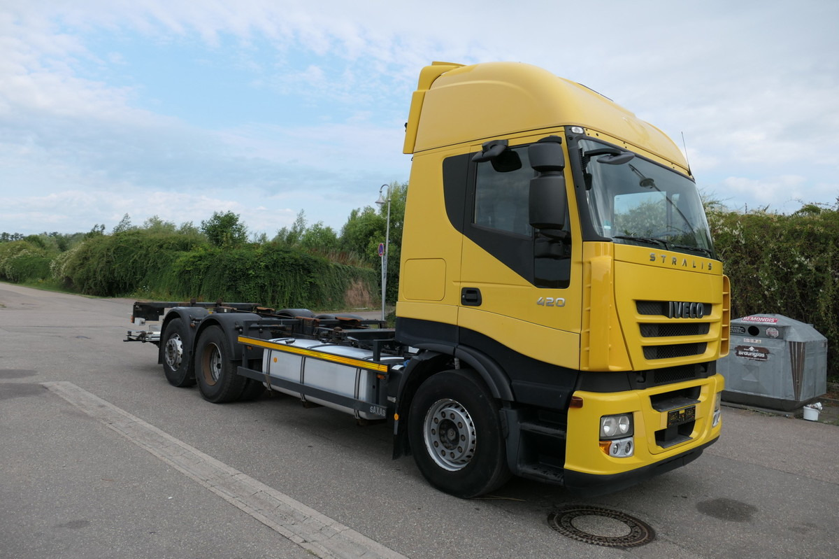 IVECO STRALIS AS 260 S42 Y/FS-CM ECO LBW AHK KLIMA INT - Pengangkut kontainer/ Container truck: gambar 3 IVECO STRALIS AS 260 S42 Y/FS-CM ECO LBW AHK KLIMA INT - Pengangkut kontainer/ Container truck: gambar 3