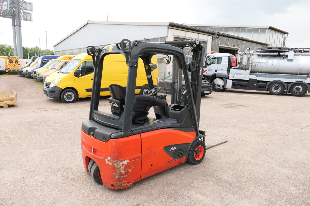 LINDE E16L Elektro TRIPLEX 3-Rad - Forklift listrik: gambar 5 LINDE E16L Elektro TRIPLEX 3-Rad - Forklift listrik: gambar 5