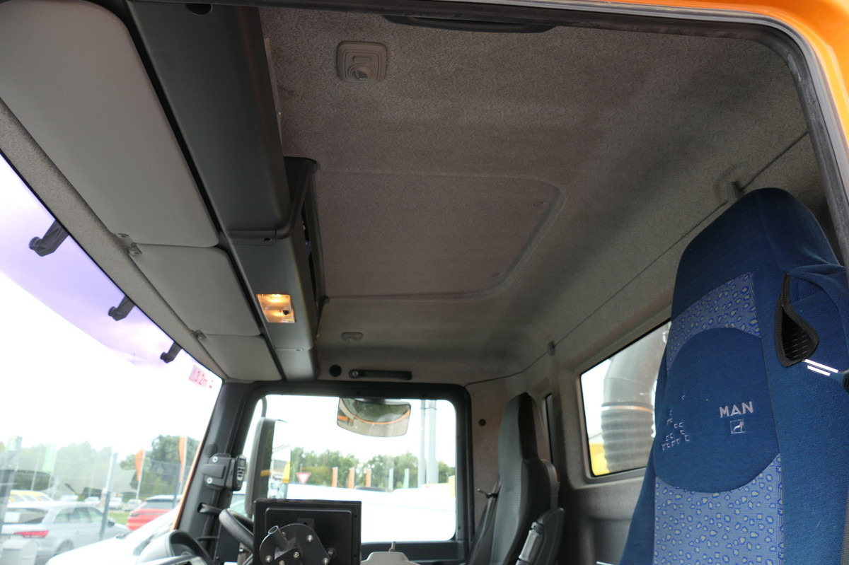 Leasing MAN TGL 12.250 4x2 BL Kehrmaschine MAN TGL 12.250 4x2 BL Kehrmaschine: gambar 8