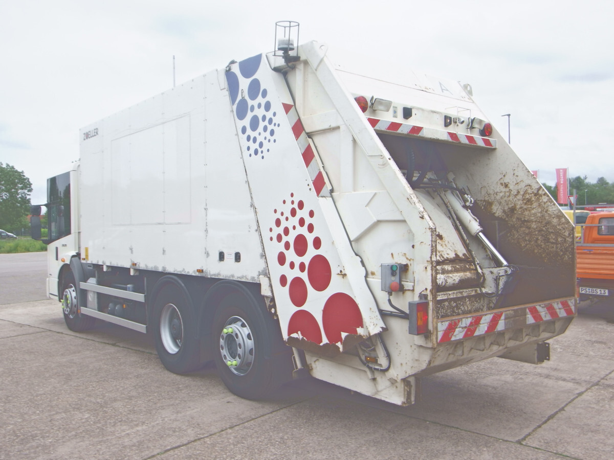 MERCEDES-BENZ 2629 Econic Zöller Medium XXL Pressplattenaufbau - Truk sampah: gambar 3 MERCEDES-BENZ 2629 Econic Zöller Medium XXL Pressplattenaufbau - Truk sampah: gambar 3
