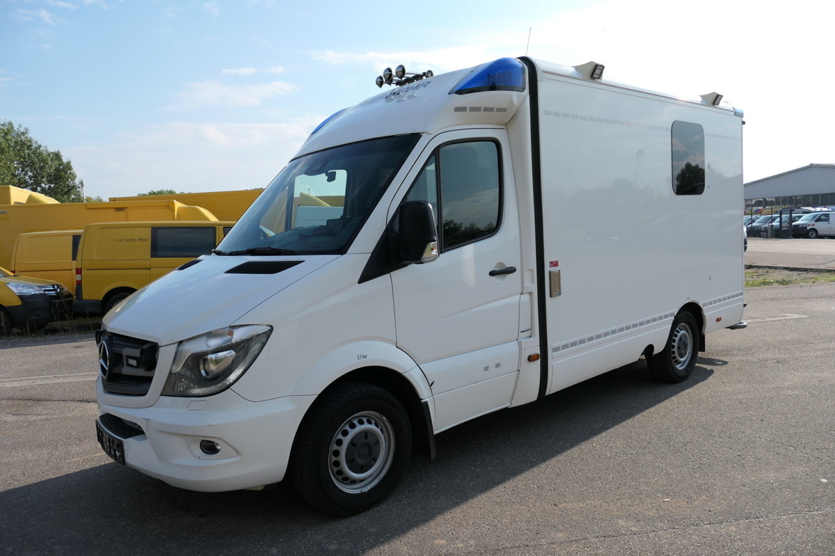 MERCEDES-BENZ 319 Sprinter 6-Zylinder Rettungswagen Strobel - Ambulans: gambar 1 MERCEDES-BENZ 319 Sprinter 6-Zylinder Rettungswagen Strobel - Ambulans: gambar 1