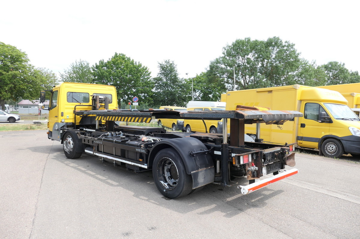 MERCEDES-BENZ KAMAG WBH 25 Wiesel Terberg Umsetzfahrz. Sattelk - Pengangkut kontainer/ Container truck: gambar 2 MERCEDES-BENZ KAMAG WBH 25 Wiesel Terberg Umsetzfahrz. Sattelk - Pengangkut kontainer/ Container truck: gambar 2