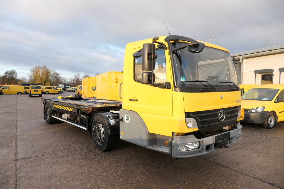 MERCEDES-BENZ KAMAG WBH 25 Wiesel Terberg Umsetzfahrz. Sattelk - Pengangkut kontainer/ Container truck: gambar 3 MERCEDES-BENZ KAMAG WBH 25 Wiesel Terberg Umsetzfahrz. Sattelk - Pengangkut kontainer/ Container truck: gambar 3