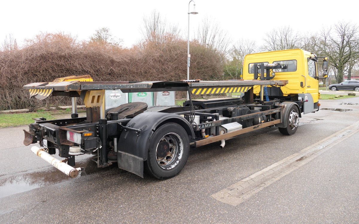 MERCEDES-BENZ KAMAG WBH 25 Wiesel Terberg Umsetzfahrz. Sattelk - Pengangkut kontainer/ Container truck: gambar 1 MERCEDES-BENZ KAMAG WBH 25 Wiesel Terberg Umsetzfahrz. Sattelk - Pengangkut kontainer/ Container truck: gambar 1