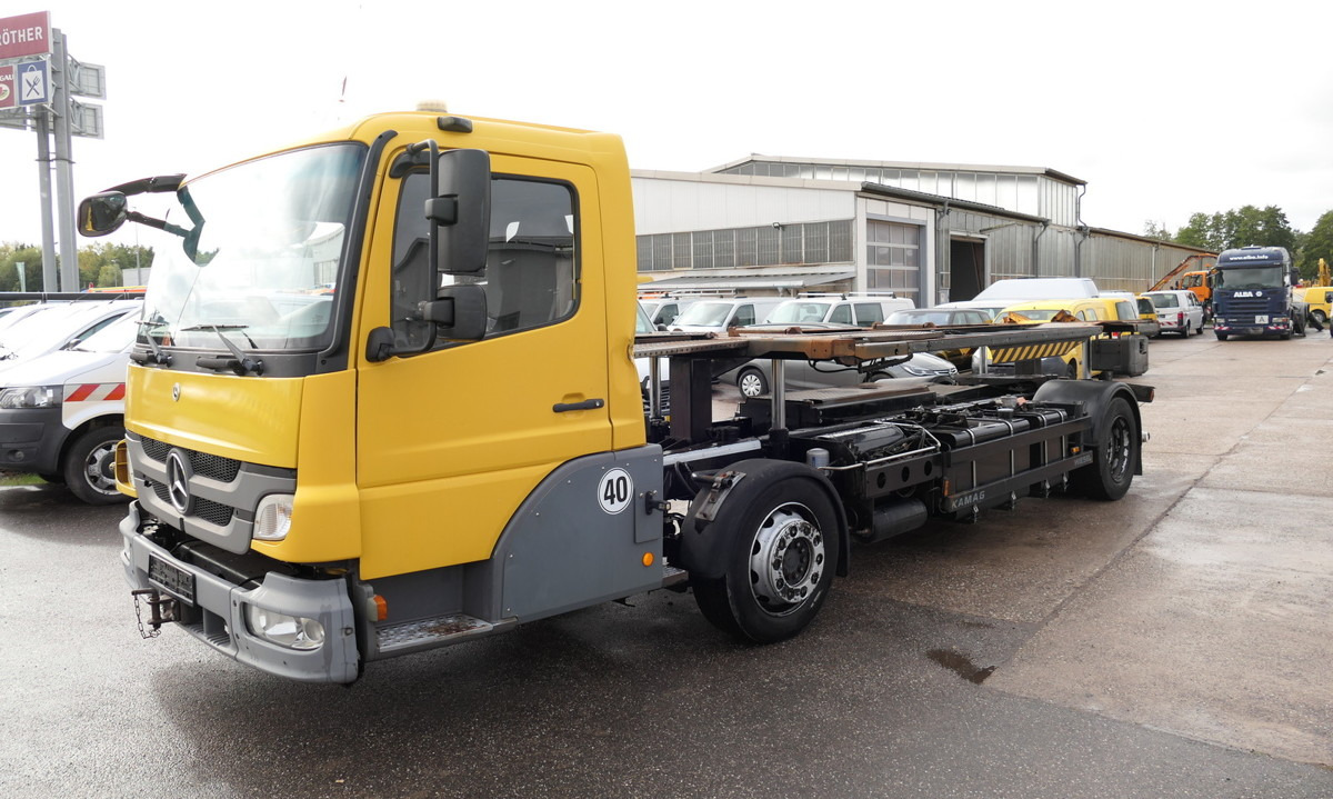 MERCEDES-BENZ KAMAG WBH 25 Wiesel Terberg Umsetzfahrz. Sattelk - Pengangkut kontainer/ Container truck: gambar 1 MERCEDES-BENZ KAMAG WBH 25 Wiesel Terberg Umsetzfahrz. Sattelk - Pengangkut kontainer/ Container truck: gambar 1