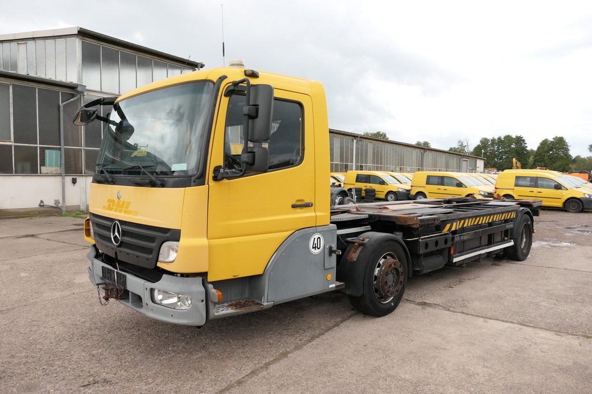 MERCEDES-BENZ KAMAG WBH 25 Wiesel Terberg Umsetzfahrz. Sattelk - Pengangkut kontainer/ Container truck: gambar 5 MERCEDES-BENZ KAMAG WBH 25 Wiesel Terberg Umsetzfahrz. Sattelk - Pengangkut kontainer/ Container truck: gambar 5