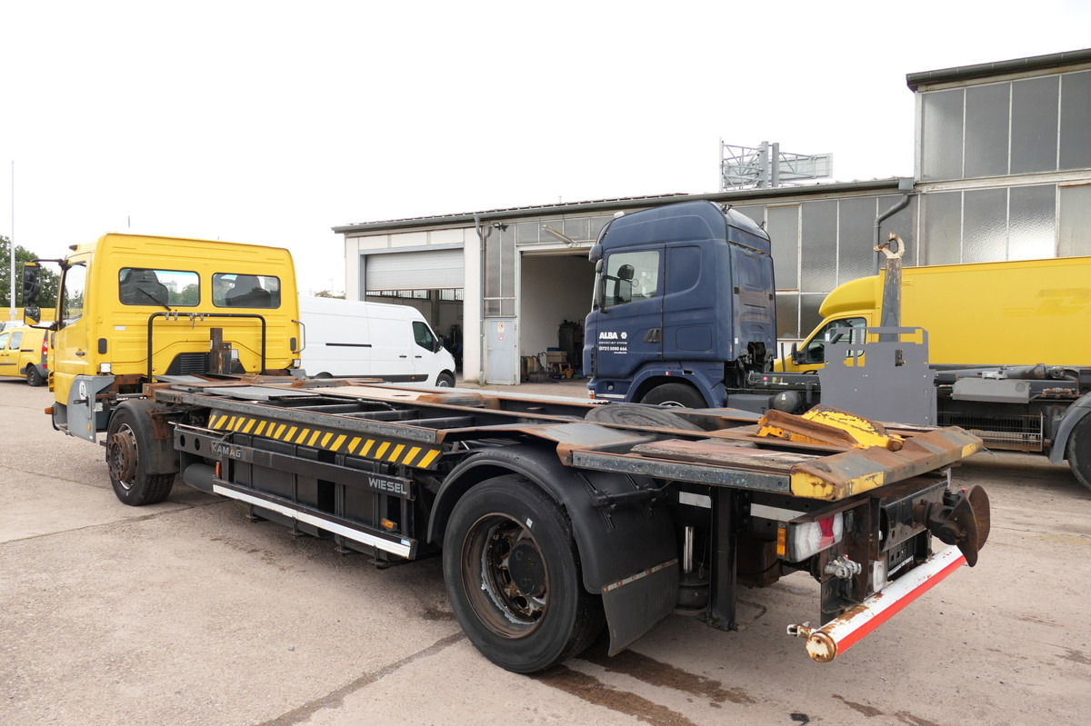 MERCEDES-BENZ KAMAG WBH 25 Wiesel Terberg Umsetzfahrz. Sattelk - Pengangkut kontainer/ Container truck: gambar 4 MERCEDES-BENZ KAMAG WBH 25 Wiesel Terberg Umsetzfahrz. Sattelk - Pengangkut kontainer/ Container truck: gambar 4