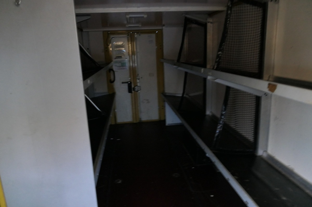 Van box MERCEDES-BENZ SPRINTER 310 CDI MAXI EURO-5 KOFFER REGALE KAMER: gambar 9 Van box MERCEDES-BENZ SPRINTER 310 CDI MAXI EURO-5 KOFFER REGALE KAMER: gambar 9