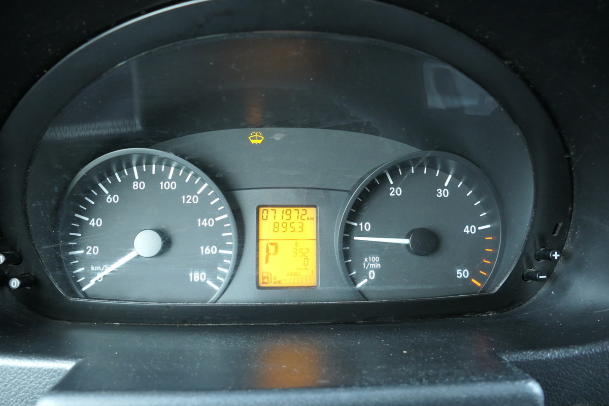 Van box MERCEDES-BENZ SPRINTER 310 CDI MAXI EURO-5 KOFFER REGALE KAMER: gambar 13 Van box MERCEDES-BENZ SPRINTER 310 CDI MAXI EURO-5 KOFFER REGALE KAMER: gambar 13