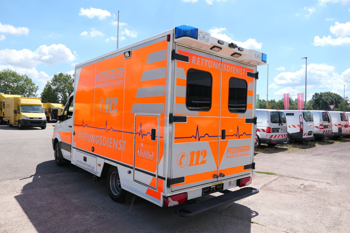 MERCEDES-BENZ Sprinter 519 CDI Klima Krankenwagen Fahrtec Aufb - Ambulans: gambar 3 MERCEDES-BENZ Sprinter 519 CDI Klima Krankenwagen Fahrtec Aufb - Ambulans: gambar 3