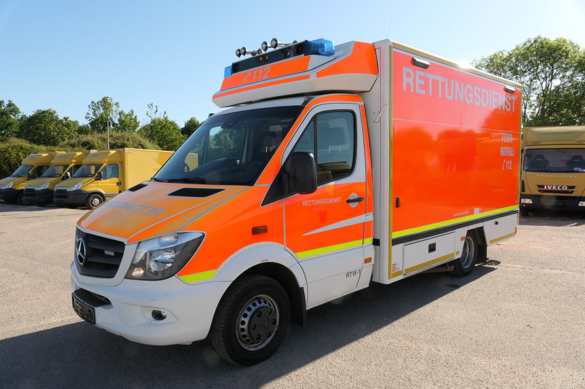 MERCEDES-BENZ Sprinter 519 CDI Klima Krankenwagen - Ambulans: gambar 2 MERCEDES-BENZ Sprinter 519 CDI Klima Krankenwagen - Ambulans: gambar 2