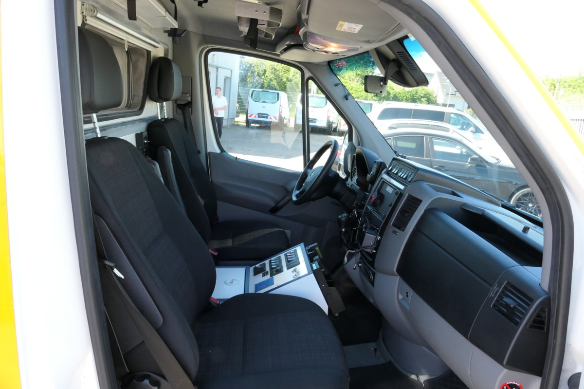 MERCEDES-BENZ Sprinter 519 CDI Klima Krankenwagen - Ambulans: gambar 5 MERCEDES-BENZ Sprinter 519 CDI Klima Krankenwagen - Ambulans: gambar 5
