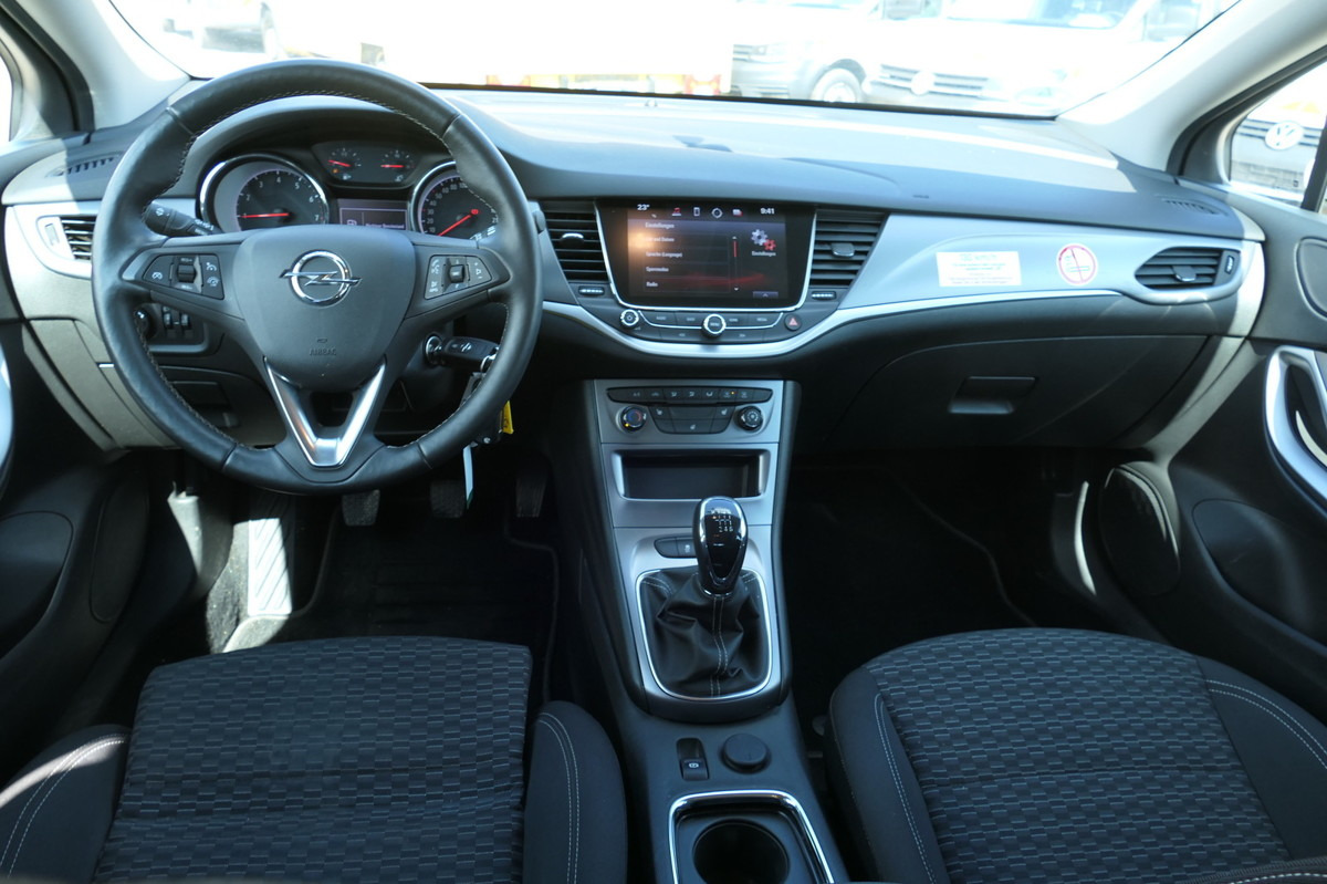 Mobil OPEL Astra K 1.4 Turbo CNG Edition Klima COC: gambar 11 Mobil OPEL Astra K 1.4 Turbo CNG Edition Klima COC: gambar 11