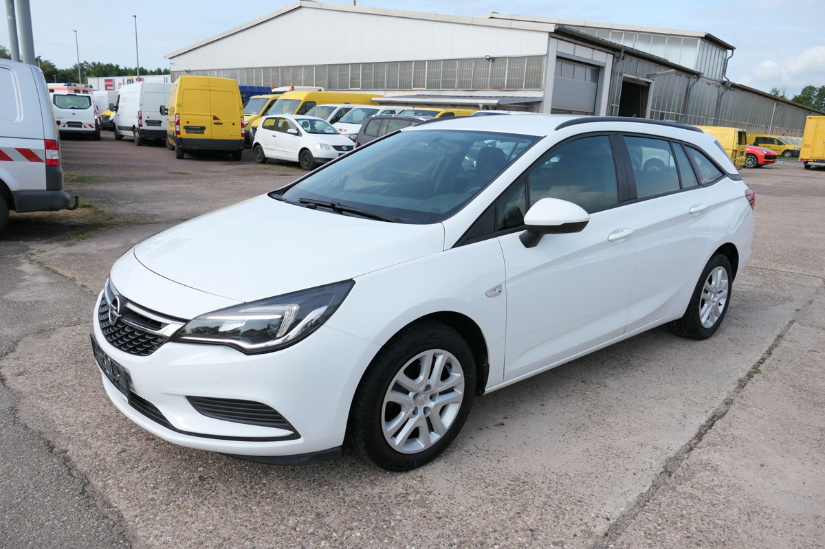 OPEL Astra K 1.6 CDTI Edition S/S KLIMA - Mobil: gambar 1 OPEL Astra K 1.6 CDTI Edition S/S KLIMA - Mobil: gambar 1