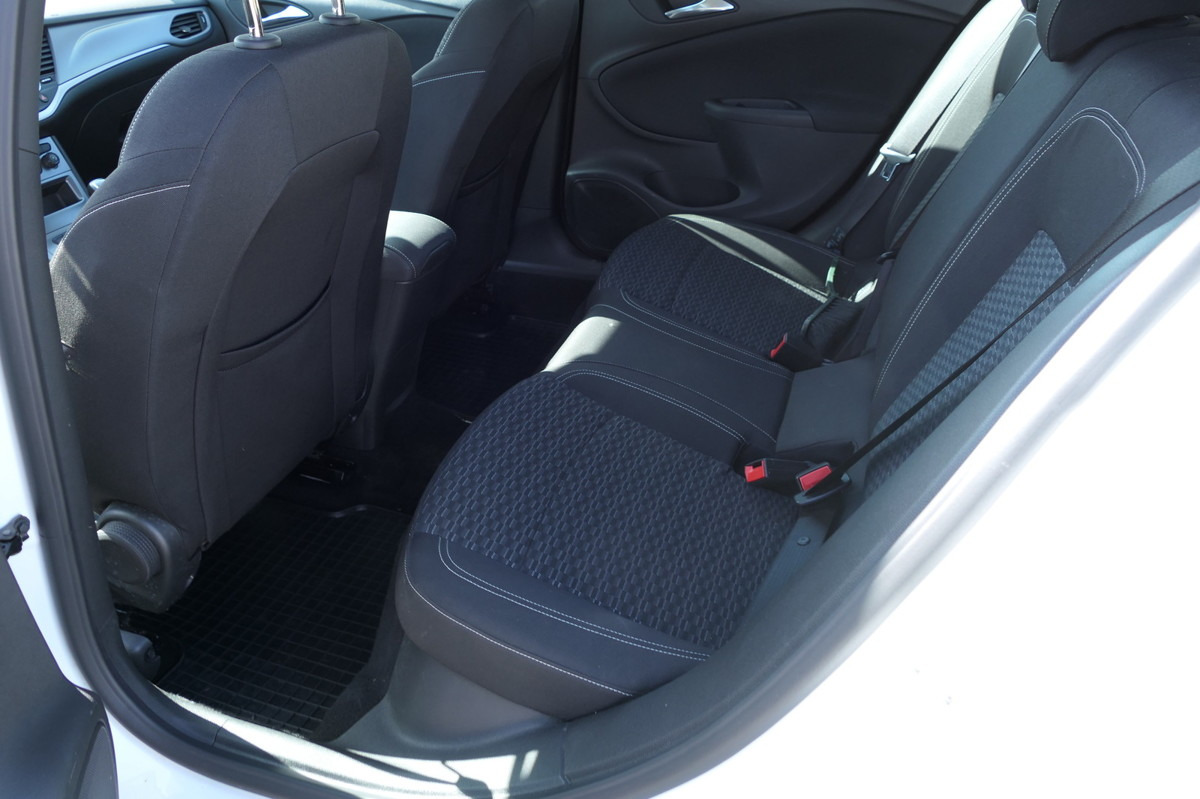 Mobil OPEL Astra K 1.6 CDTI Edition S/S KLIMA: gambar 8