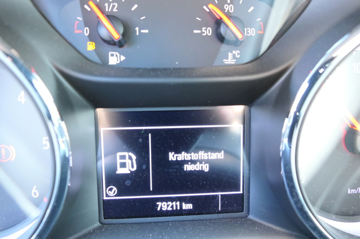 Mobil OPEL Astra K 1.6 CDTI Edition S/S KLIMA: gambar 15