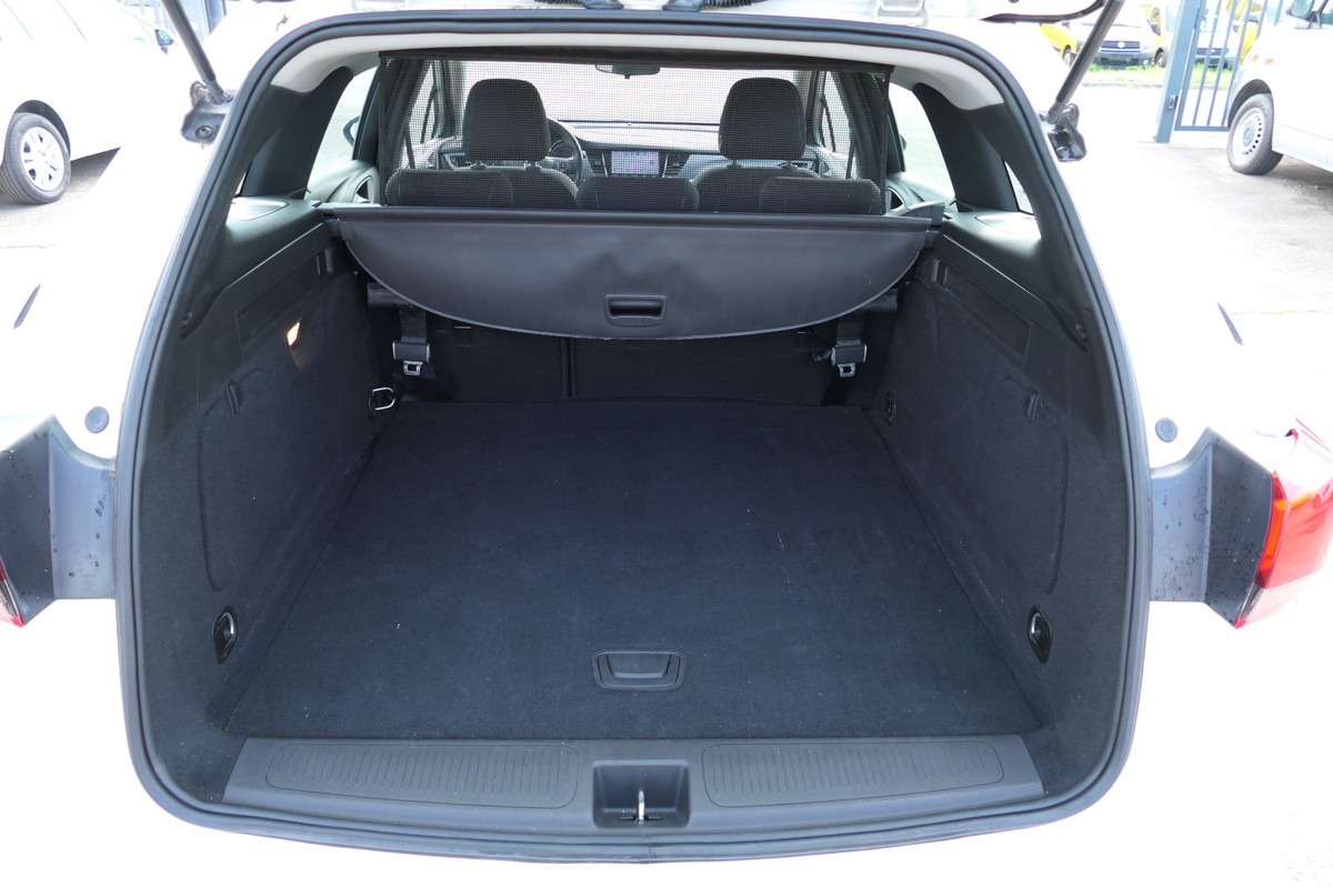 OPEL Astra K 1.6 CDTI Edition S/S KLIMA - Mobil: gambar 5 OPEL Astra K 1.6 CDTI Edition S/S KLIMA - Mobil: gambar 5