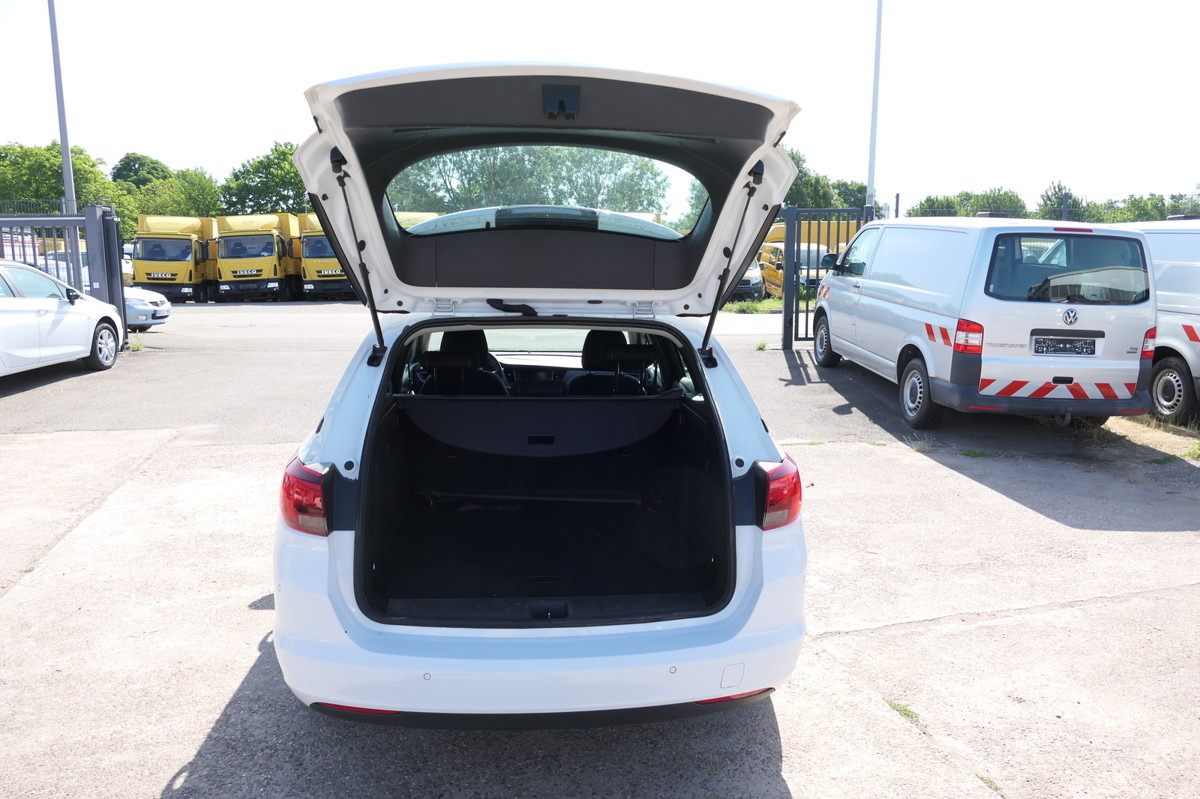 OPEL Astra Sports Tourer 1.5 CDTI KLIMA - Mobil: gambar 5 OPEL Astra Sports Tourer 1.5 CDTI KLIMA - Mobil: gambar 5