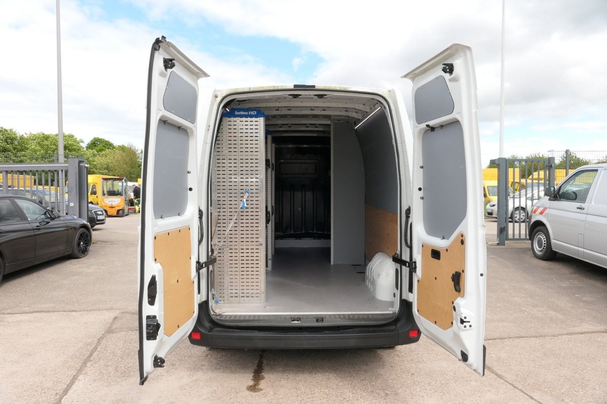 RENAULT Master 130 dCi L3H2 Euro6 KLIMA COC Regal - Van panel: gambar 1 RENAULT Master 130 dCi L3H2 Euro6 KLIMA COC Regal - Van panel: gambar 1