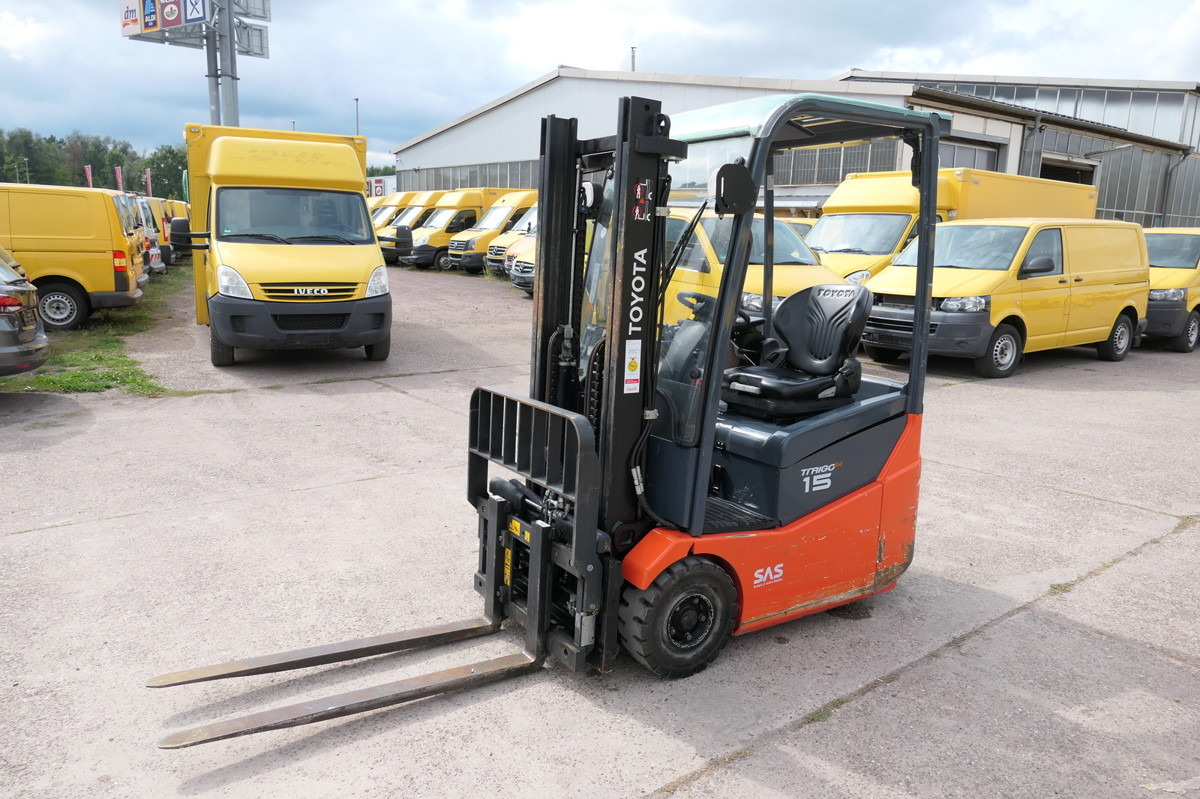 TOYOTA 7FBEST 15 Elektro 3-Rad - Forklift listrik: gambar 2 TOYOTA 7FBEST 15 Elektro 3-Rad - Forklift listrik: gambar 2