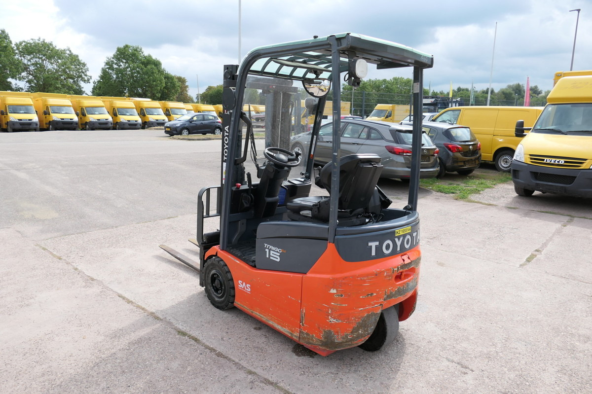 TOYOTA 7FBEST 15 Elektro 3-Rad - Forklift listrik: gambar 4 TOYOTA 7FBEST 15 Elektro 3-Rad - Forklift listrik: gambar 4