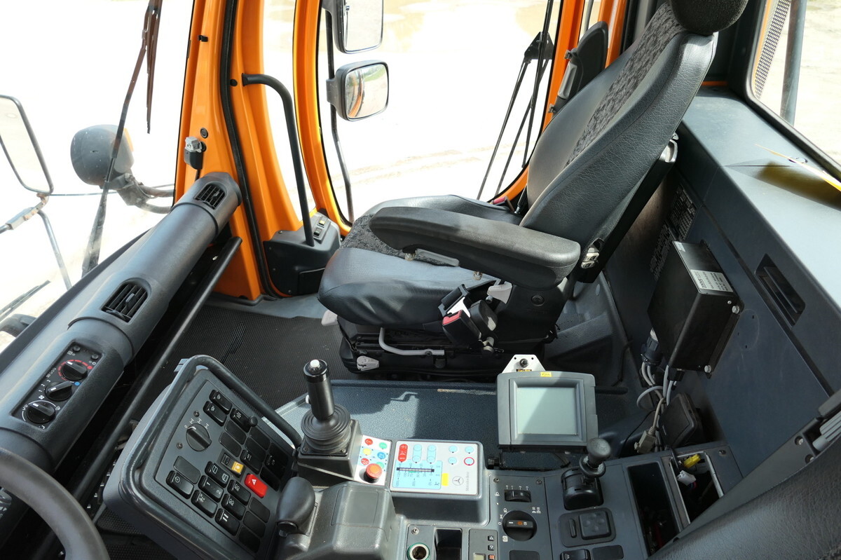 Leasing UNIMOG U400  405/12 AHK KLIMA ZAPFWELLE vorn SFZ KOMMUN UNIMOG U400  405/12 AHK KLIMA ZAPFWELLE vorn SFZ KOMMUN: gambar 14