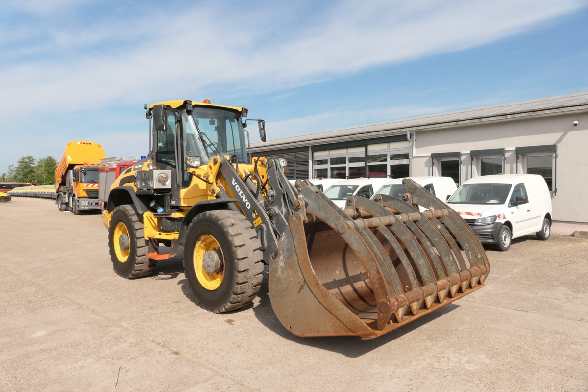 VOLVO L45H - Wheel loader: gambar 1 VOLVO L45H - Wheel loader: gambar 1