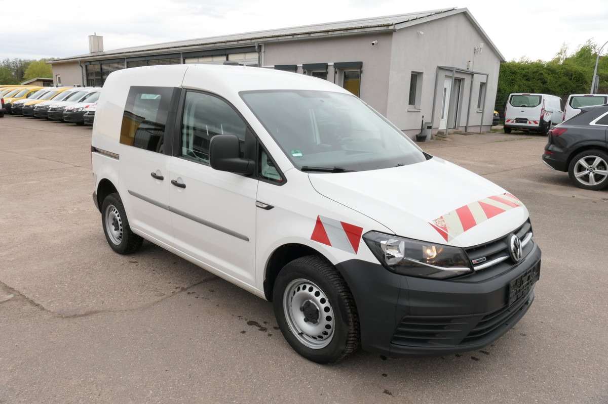 VW Caddy 2.0 TDI 4Motion Klima Werkstatteinbauten T - Van kecil: gambar 3 VW Caddy 2.0 TDI 4Motion Klima Werkstatteinbauten T - Van kecil: gambar 3