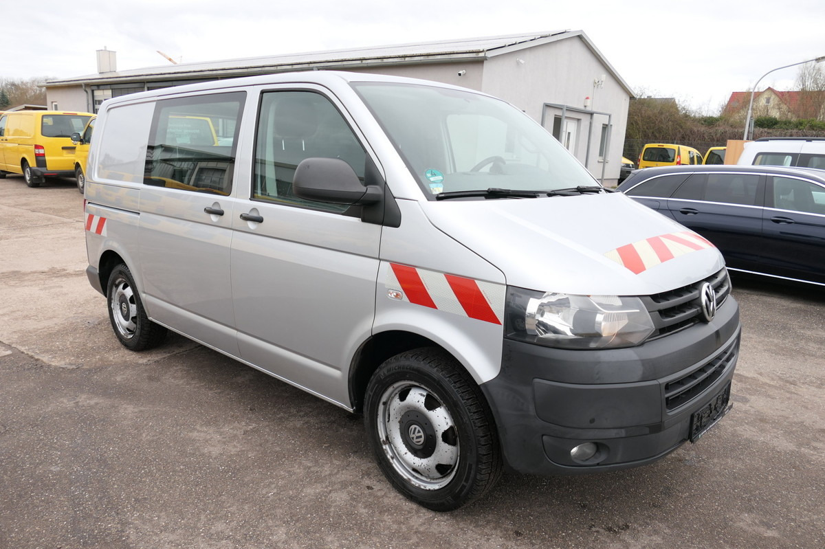 VW T5 Transporter 2.0 TDI 2Sitzer 4Motion AHK KLIMA - Van kecil: gambar 3 VW T5 Transporter 2.0 TDI 2Sitzer 4Motion AHK KLIMA - Van kecil: gambar 3