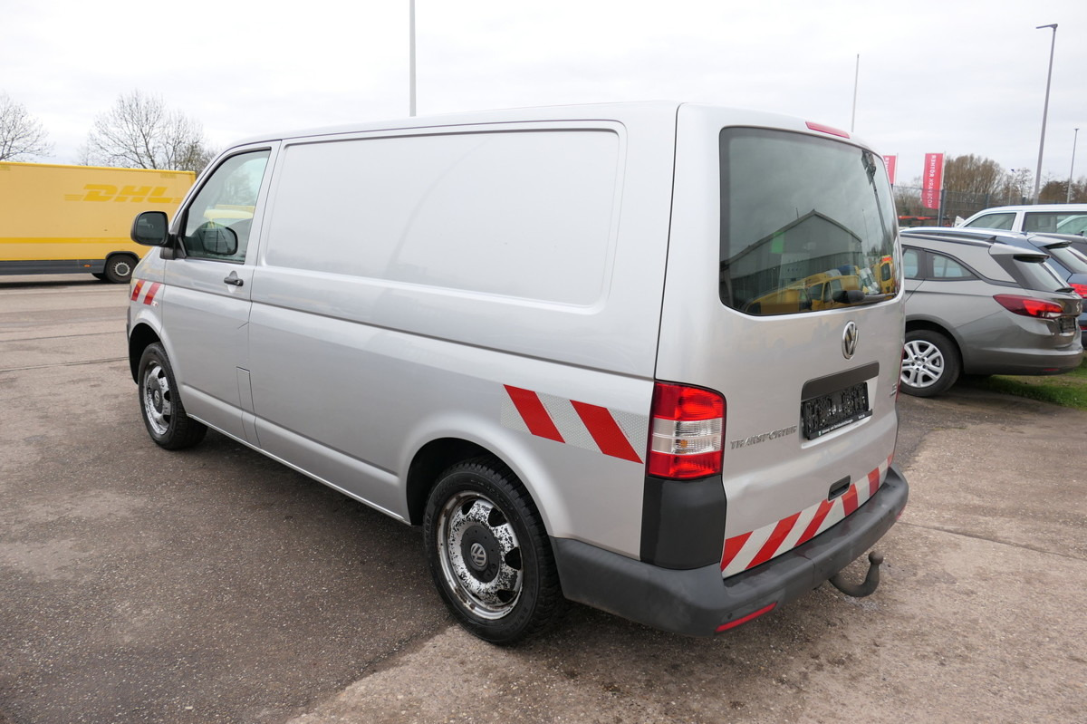 VW T5 Transporter 2.0 TDI 2Sitzer 4Motion AHK KLIMA - Van kecil: gambar 5 VW T5 Transporter 2.0 TDI 2Sitzer 4Motion AHK KLIMA - Van kecil: gambar 5