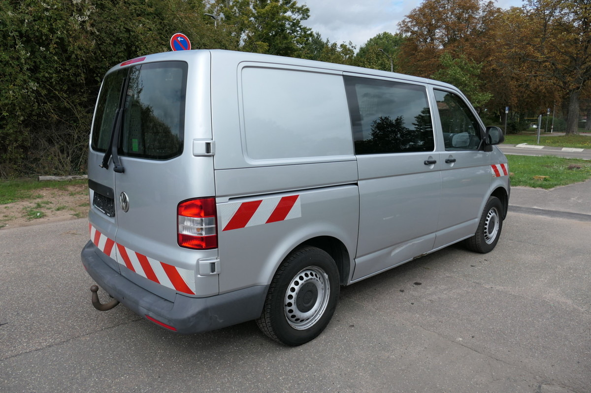 VW T5 Transporter 2.0 TDI 4Motion Flügeltür Klima A - Van kecil: gambar 4 VW T5 Transporter 2.0 TDI 4Motion Flügeltür Klima A - Van kecil: gambar 4