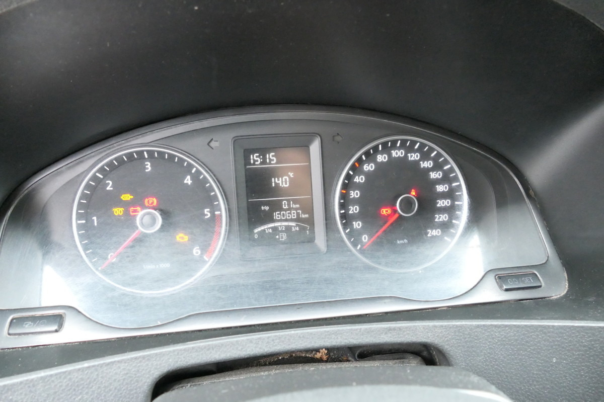 Van kecil VW T5 Transporter 2.0 TDI COC: gambar 13