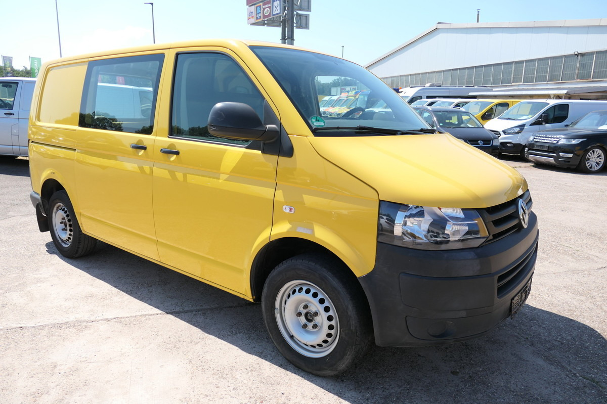 VW T5 Transporter 2.0 TDI COC - Van kecil: gambar 1 VW T5 Transporter 2.0 TDI COC - Van kecil: gambar 1
