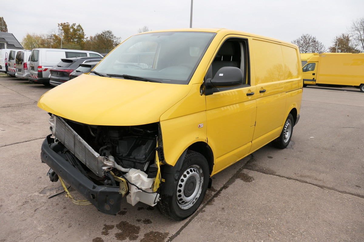 VW T5 Transporter 2.0 TDI COC - Van kecil: gambar 1 VW T5 Transporter 2.0 TDI COC - Van kecil: gambar 1
