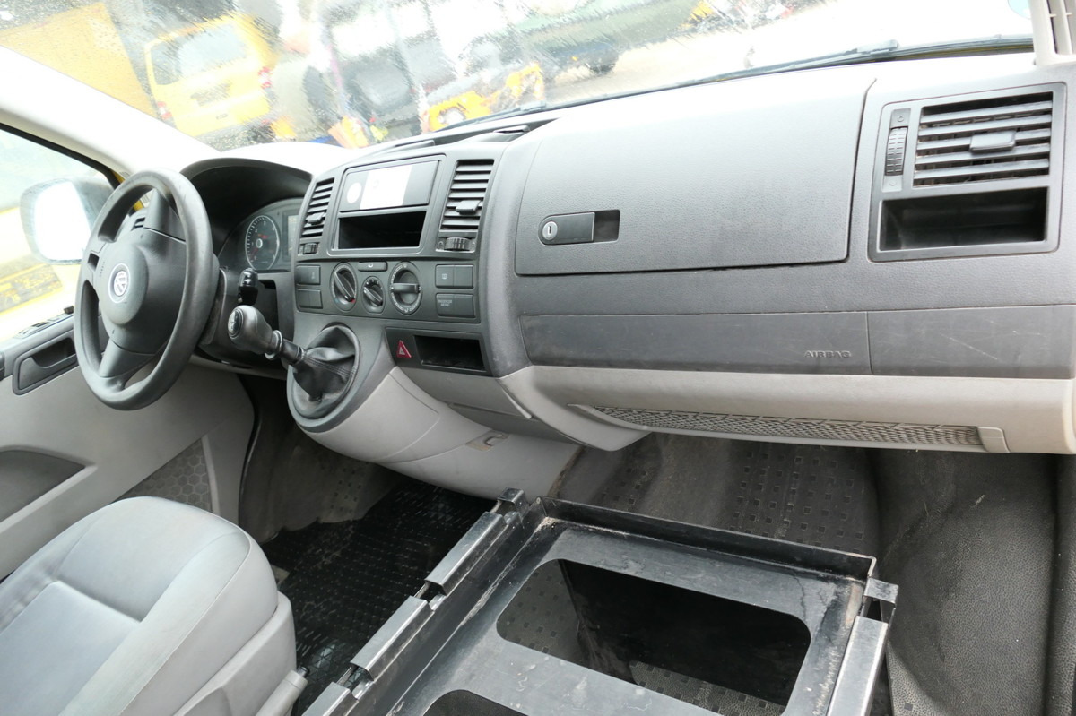 Van kecil VW T5 Transporter 2.0 TDI COC: gambar 8