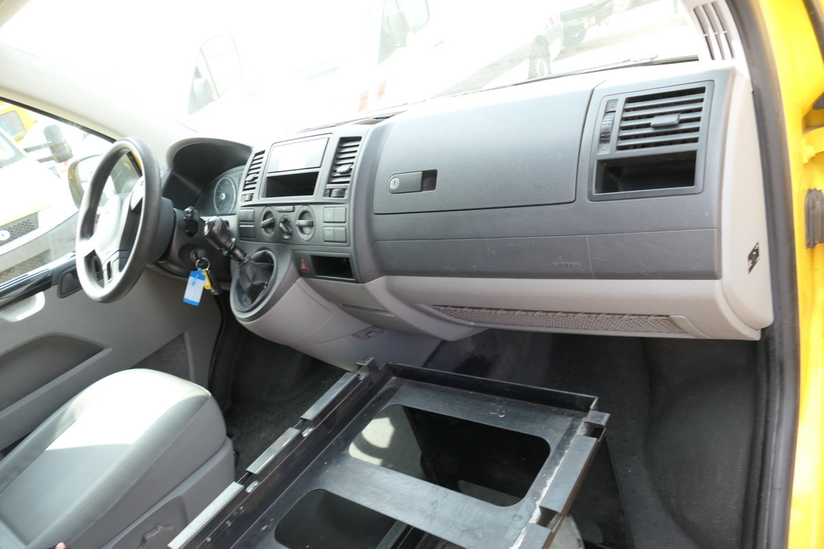 Van kecil VW T5 Transporter 2.0 TDI COC: gambar 8