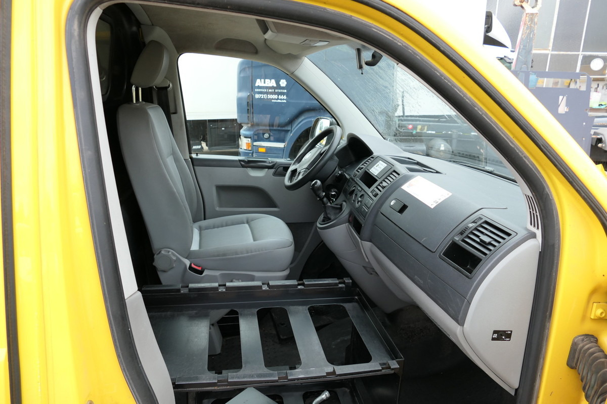 Leasing VW T5 Transporter 2.0 TDI EURO-5 CoC PARKTRONIK VW T5 Transporter 2.0 TDI EURO-5 CoC PARKTRONIK: gambar 7 Leasing VW T5 Transporter 2.0 TDI EURO-5 CoC PARKTRONIK VW T5 Transporter 2.0 TDI EURO-5 CoC PARKTRONIK: gambar 7