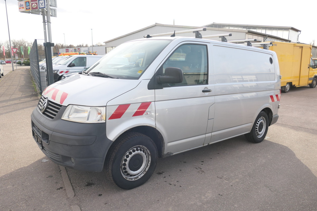 VW T5 Transporter 2.5 TDI 4Motion Werkstatteinbau A - Van kecil: gambar 3 VW T5 Transporter 2.5 TDI 4Motion Werkstatteinbau A - Van kecil: gambar 3