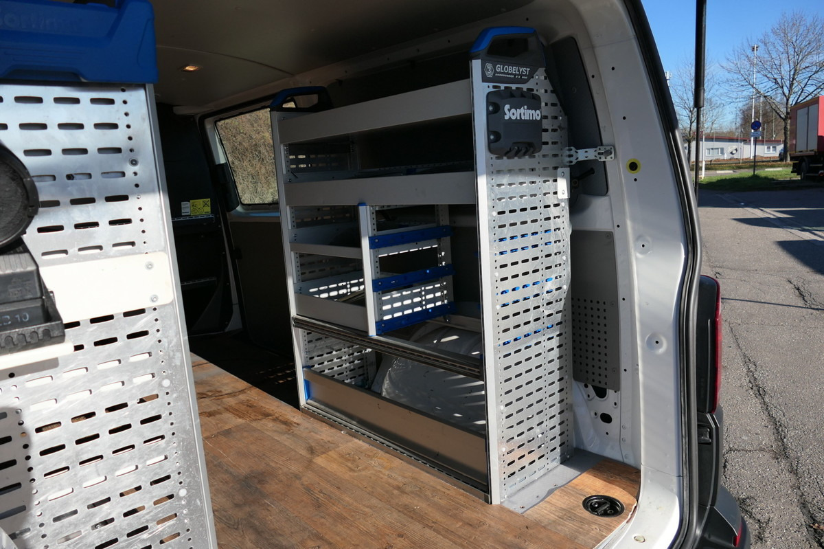 VW T6 Transporter 2.0 TDI lang 4Motion 3Sitzer AHK - Van kecil: gambar 1 VW T6 Transporter 2.0 TDI lang 4Motion 3Sitzer AHK - Van kecil: gambar 1